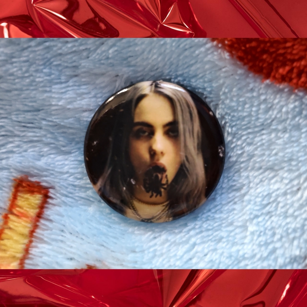 Billie eilish Spider In Mouth pin
